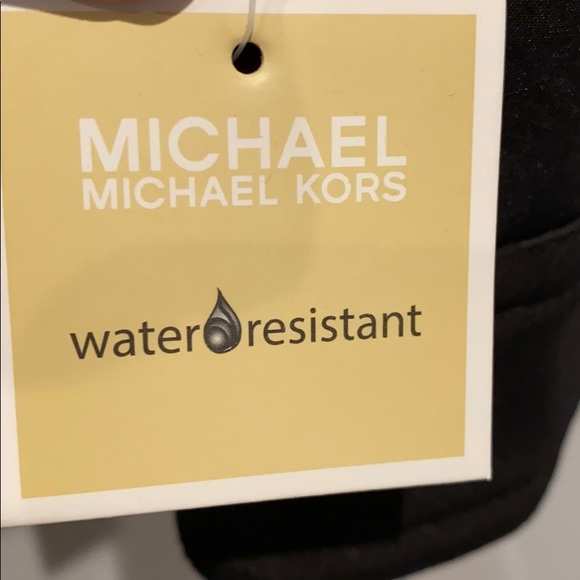 NEW Michael Kors Women’s Water Resistant Jacket - Picture 8 of 13